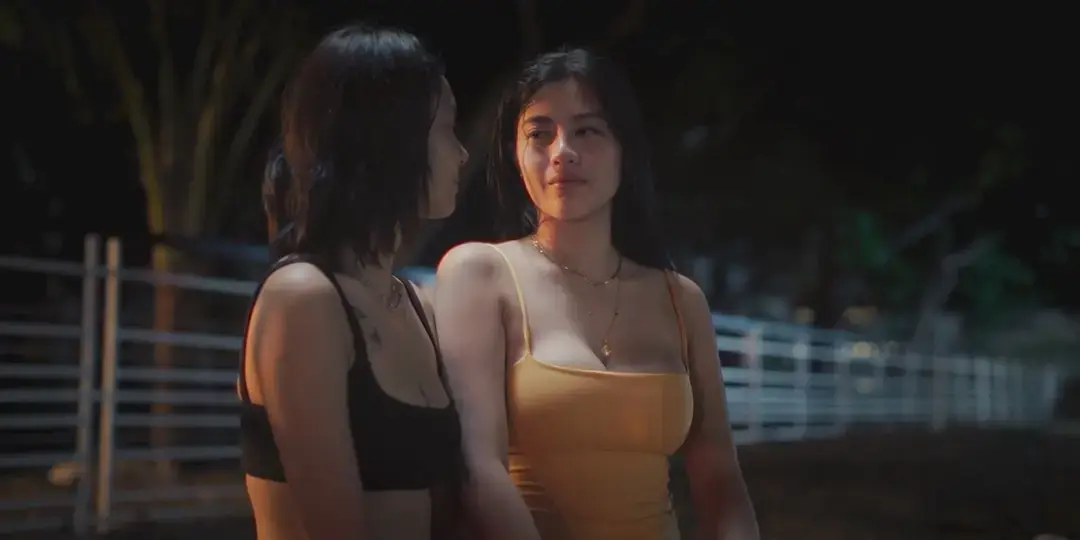 《Ekis (2025)》生死棋局悬疑惊悚-未删减1080P中英字幕-超清烧脑版《Ekis》菲版105分钟月光影院限时解密