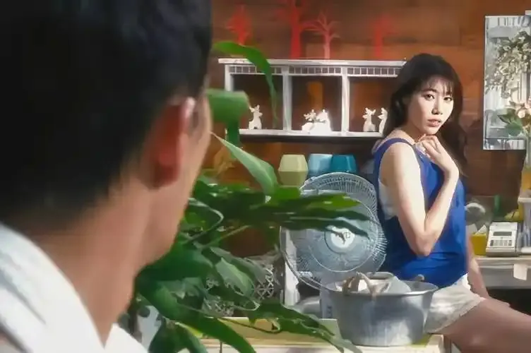 爱情喜剧片《挑战赛游戏》高清 - 免费无广告全片 - 金牌影院观看