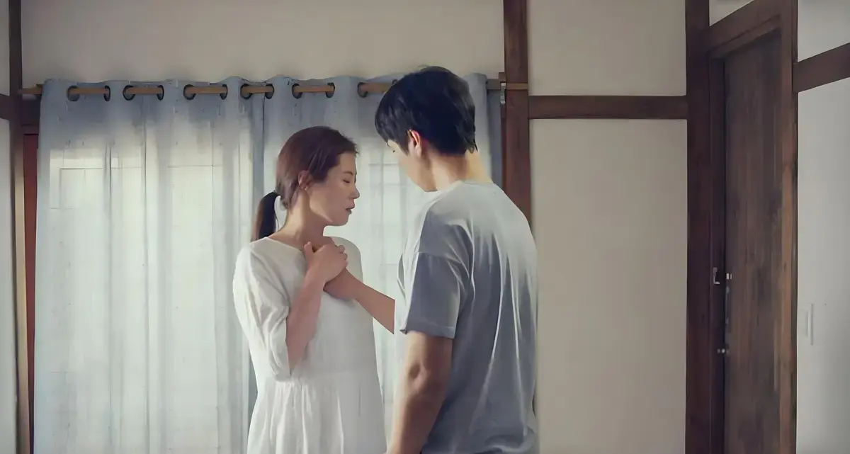 韩国电影《出轨》1080P高清无删减全集在线观看 - 电影《出轨》完整版免费HD中字 - 星空影院《出轨》VS影院无广告