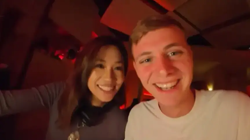 免费看《西安麻辣烫女孩陈雨婷》4K未删减视频，博主搭讪精彩片段全收录，1080P高清播放超清晰！