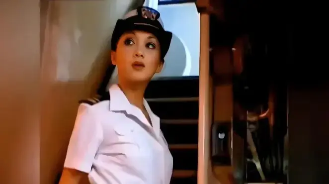 2025法版《女警奥莎娜》HD高清免费在线观看-国语中字未删减版-网盘资源-法国啄木鸟系列《女警奥莎娜》电影完整版