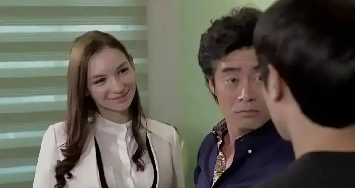 免费观看《俄罗斯妈妈》全集-未删减中文字幕版HD高清-1080P超清在线播放网盘下载-《俄罗斯妈妈》故事