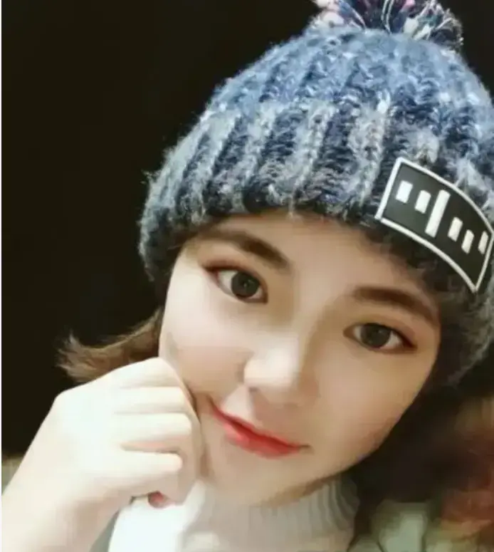 曝光！女法官刘亚格堪称时间管理大师，教科书级骗局令人咋舌，法学女神变顶级海王榨干三男百万，刘亚格太疯狂