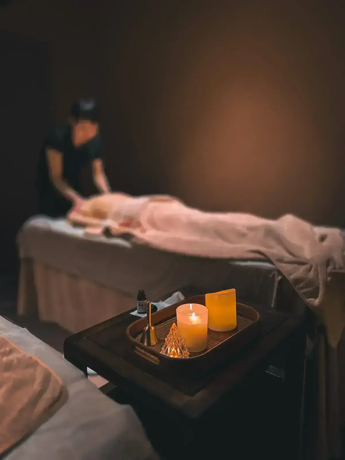 《特殊的按摩精油》全集蓝光完整版免费在线看_《特殊的按摩精油》4K超高清无广告流畅播放_《特殊的按摩精油》暧昧治愈触动成年人心灵